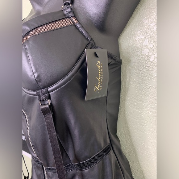 Fredericks Faux Leather Zip Up Corset Mesh Cups Garter Straps Size Small - Picture 3 of 8